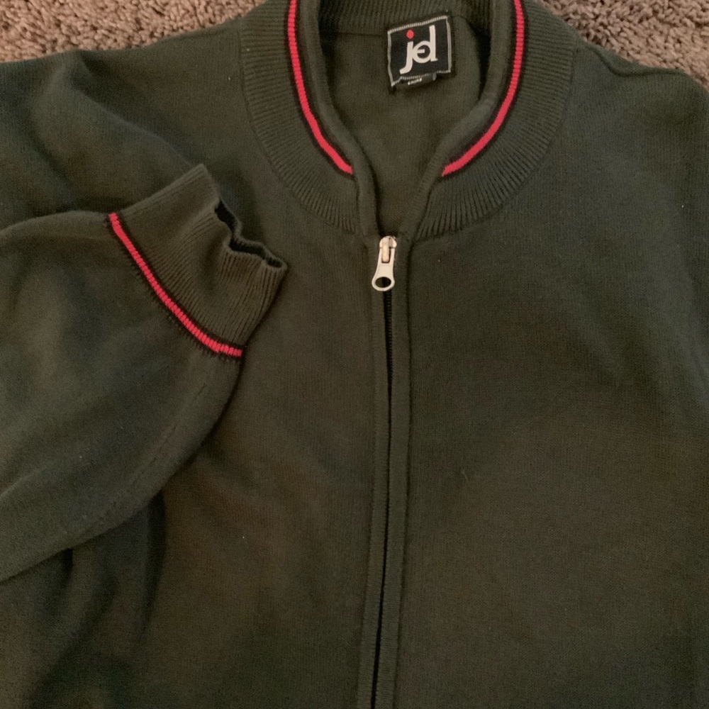 Men’s long sleeves jacket olive color
